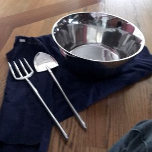 Mariposa Garden Salad Bowl with Serving  Utensils